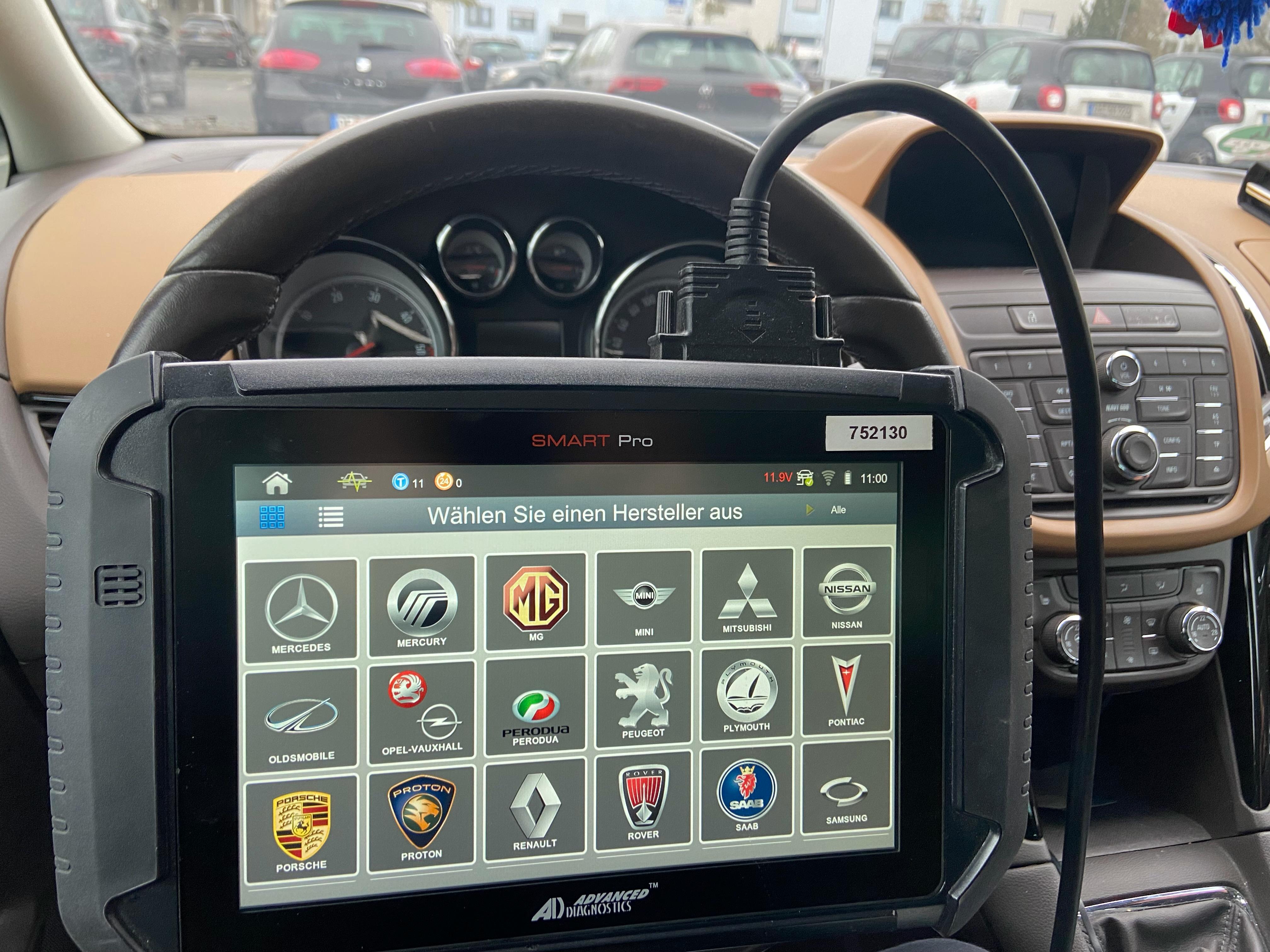 SMART Pro Diagnosegerät zur Autoschlüssel-Programmierung für alle Marken